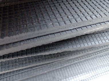 Пластина губчаста (пориста), пресова 12мм Україна